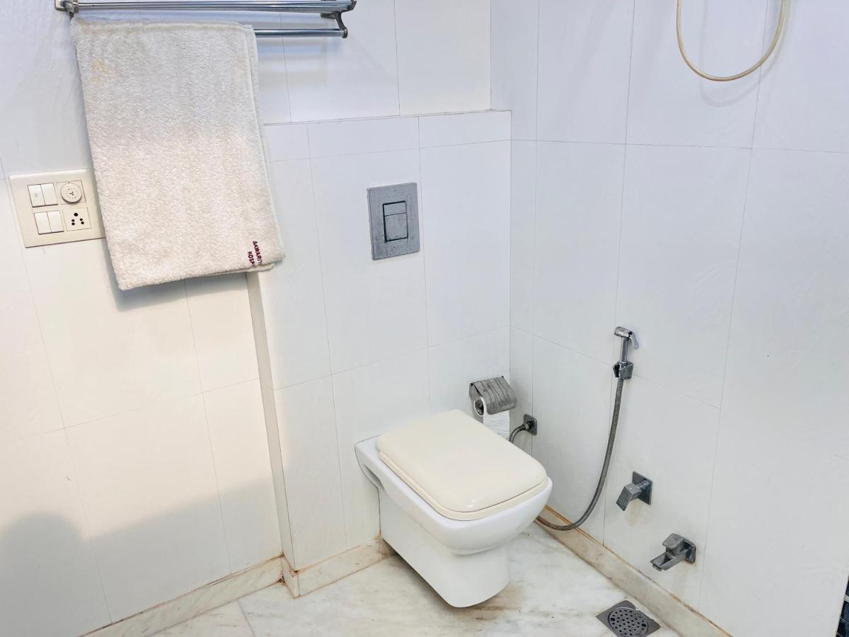 Hotel Park Pride Pitampura New Delhi, Couple Friendly ภายนอก รูปภาพ
