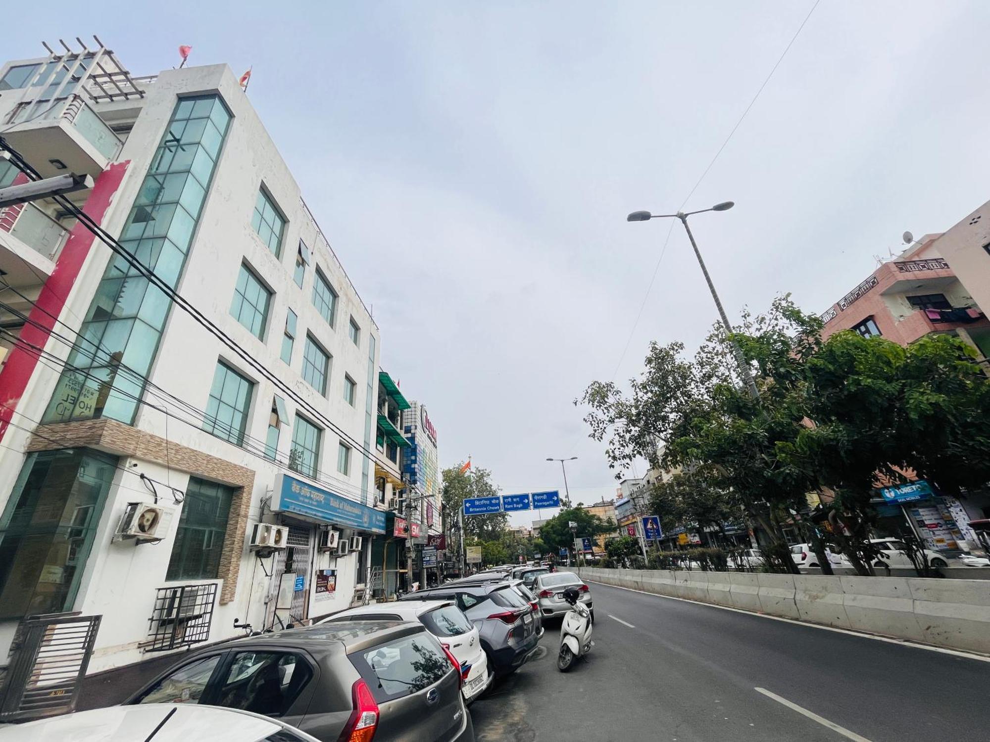 Hotel Park Pride Pitampura New Delhi, Couple Friendly ภายนอก รูปภาพ